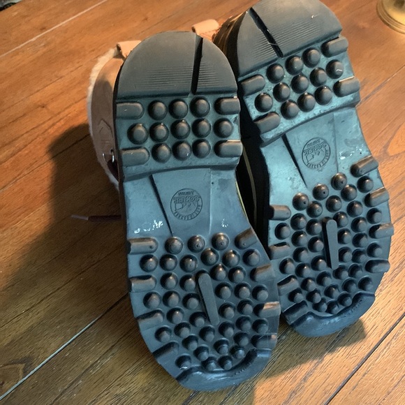Eddie Bauer / Sorel Leather Fleece Top Snow Boots - Picture 9 of 13